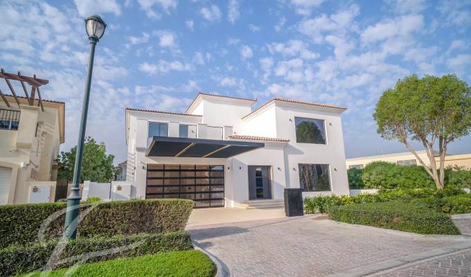 Vendita Villa Jumeirah Golf Estate